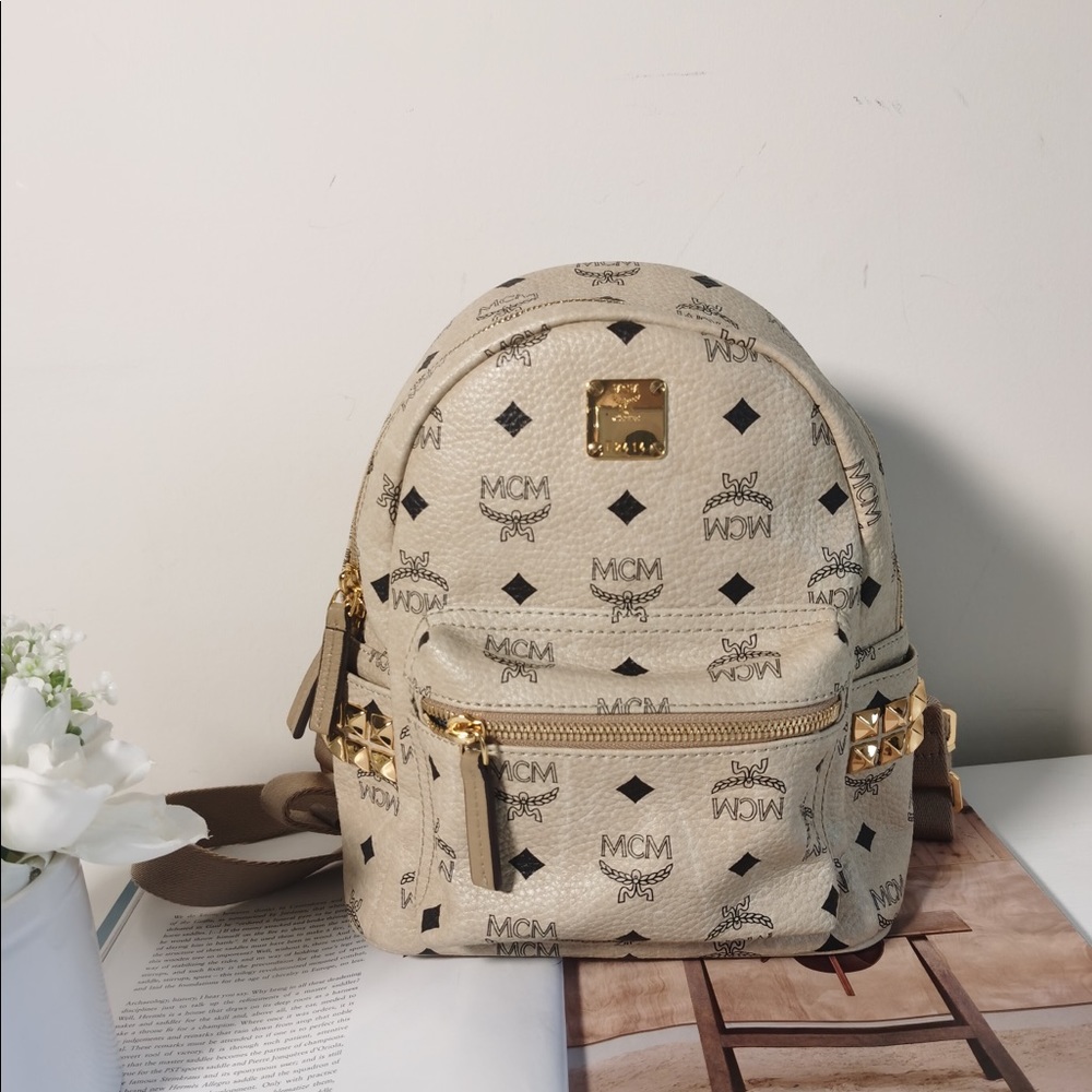 🎉Host Pick🎉MCM Small Bag Backpack